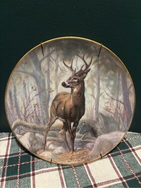 ‘White Tailed Deer’ by Perillo Vintage Decorative Plate with Wall Hanger